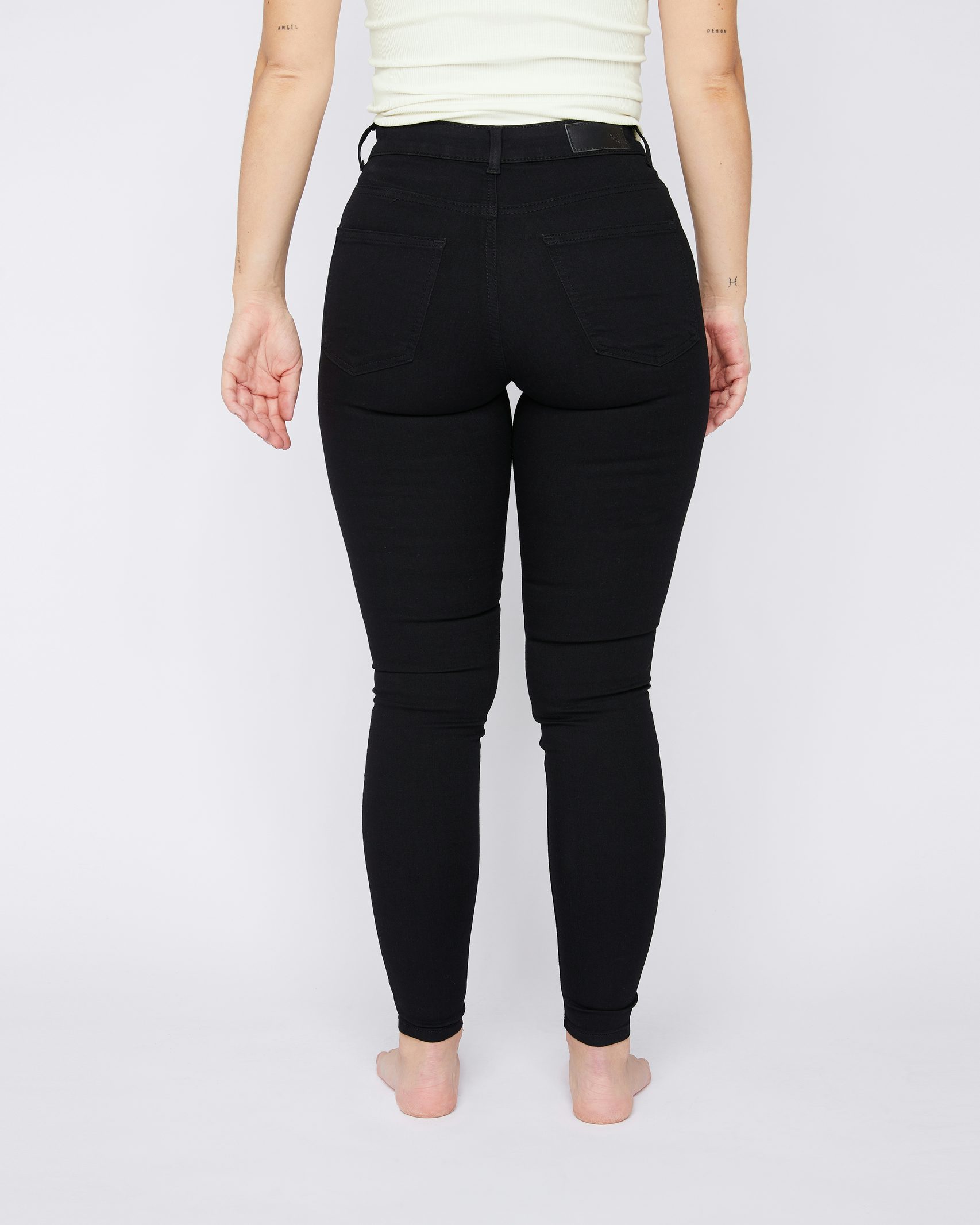 Afskedigelse Udlænding udsagnsord Black Higher Flex Ankle jeans | Women | Bik Bok