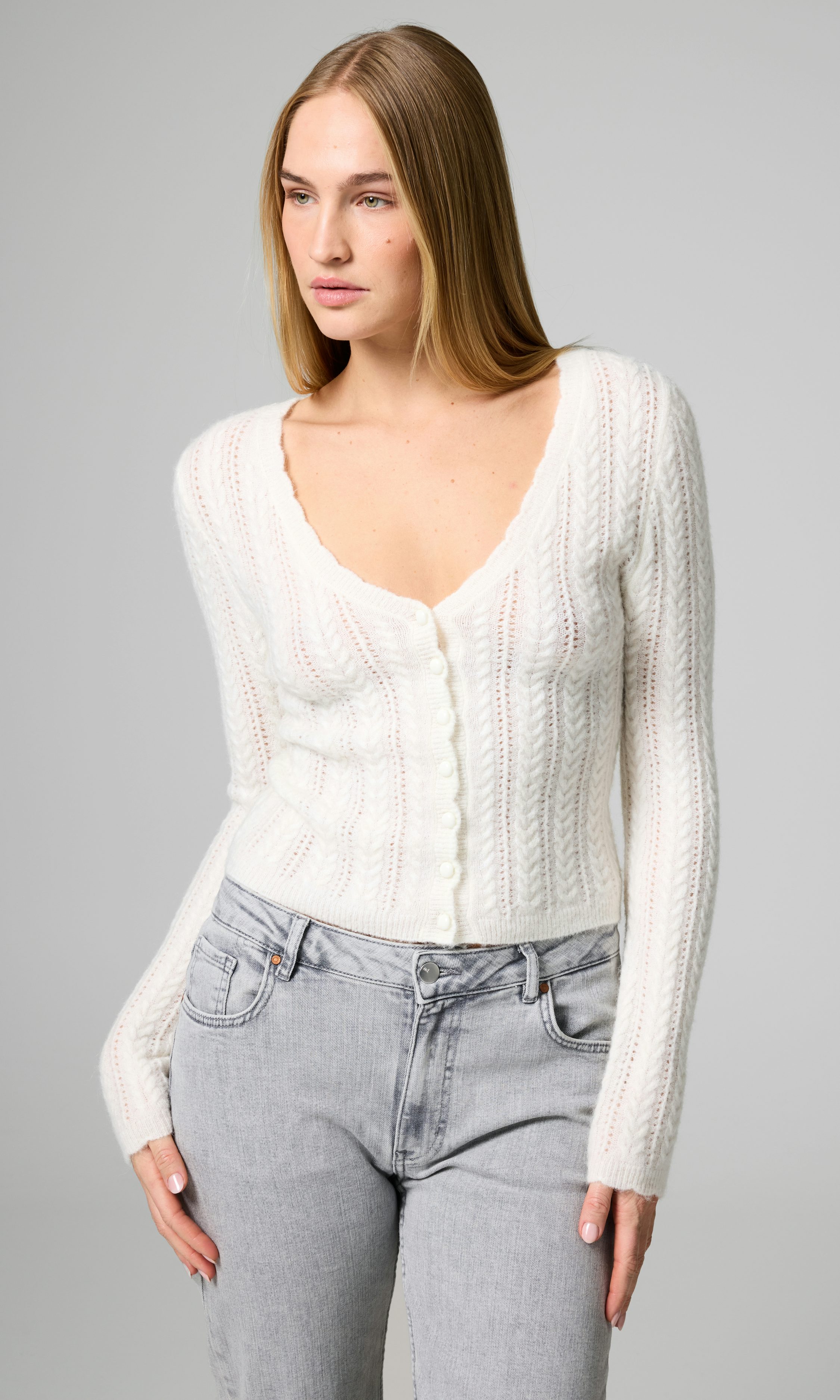 23年　FOXEY フォクシー　Cardigan Birch 43578 23年 FOXEY フォクシー Cardigan Birch 43578 - メルカリ