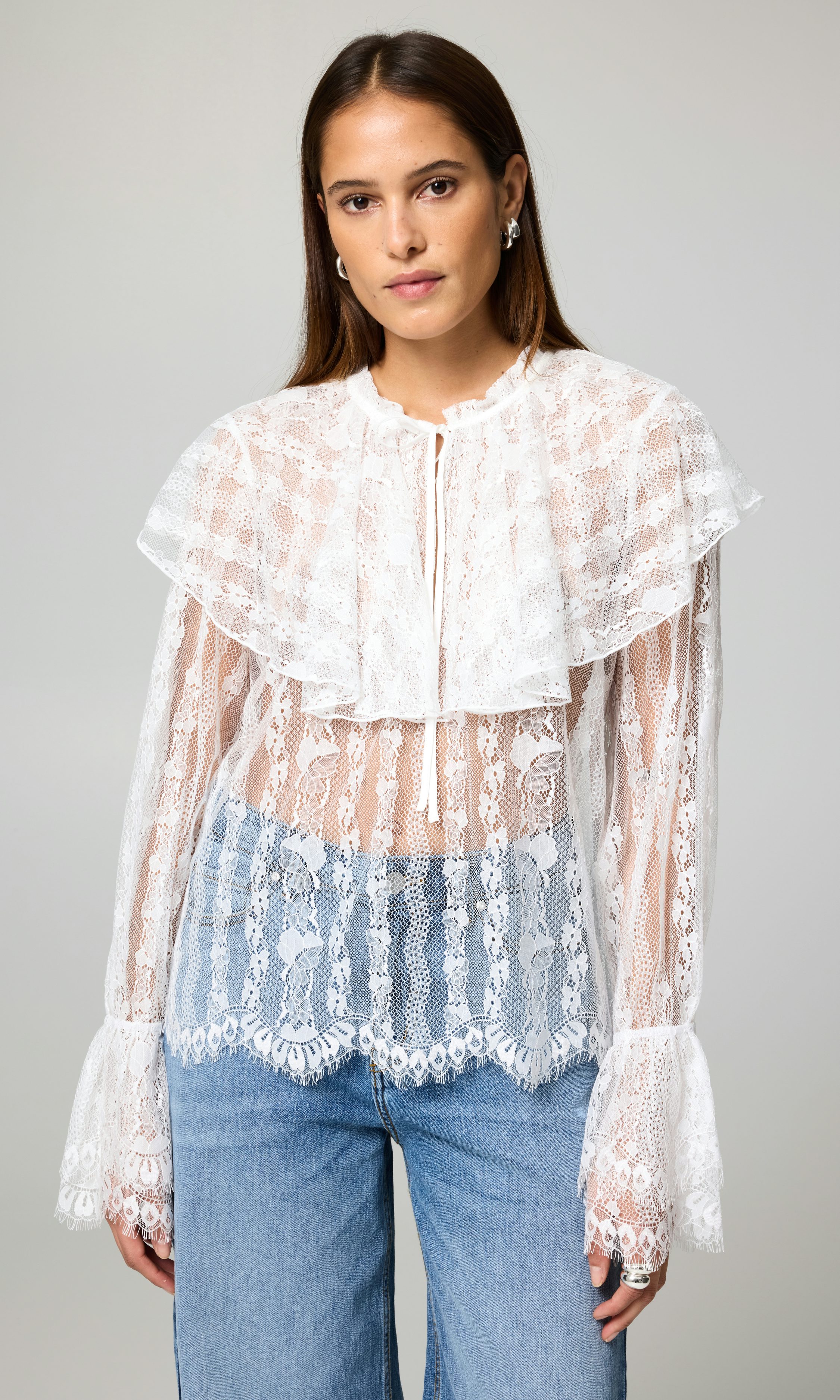 BIBIY. MADE | IRIS RUFFLE TOP BLACK｜Bibiy.