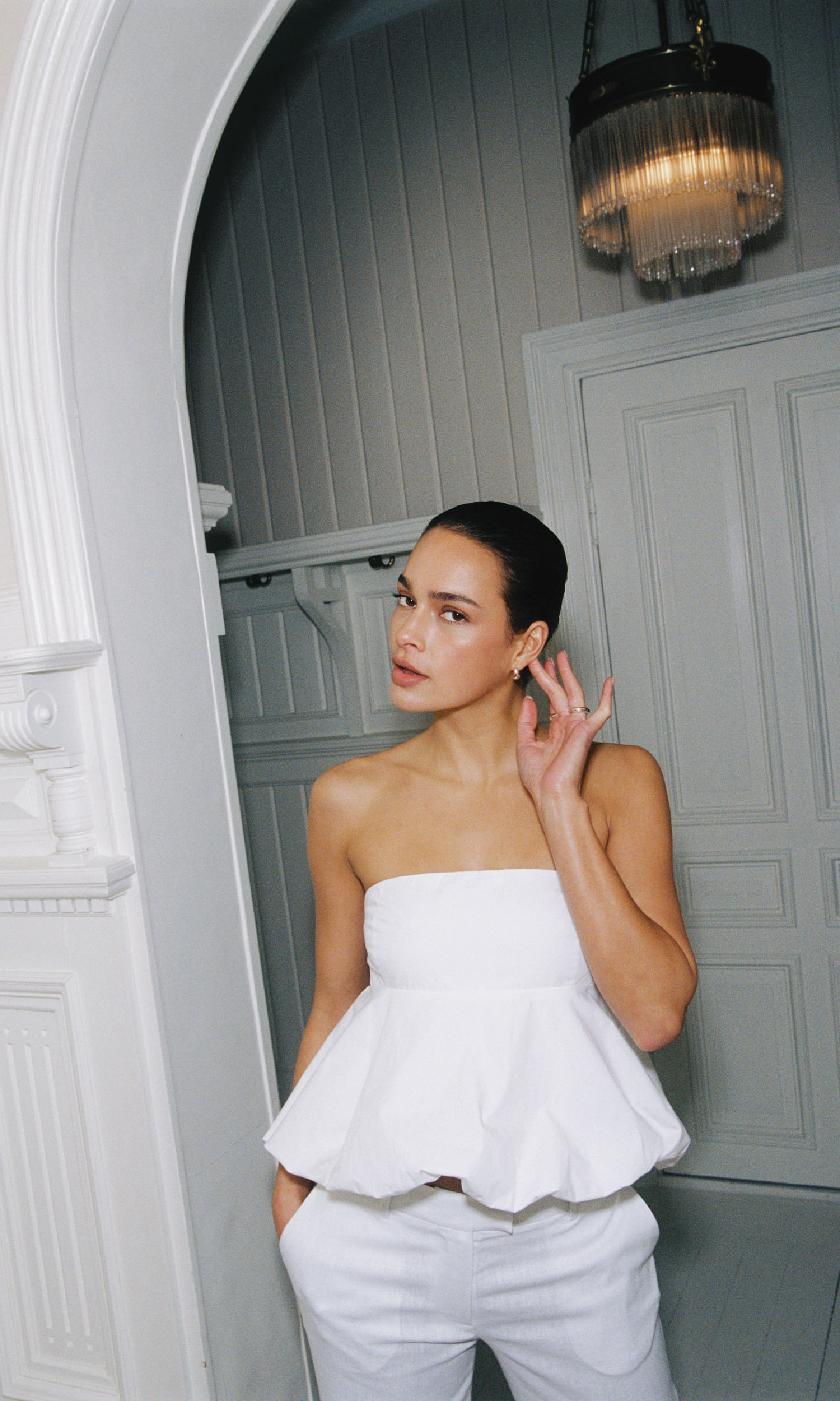 本物 Bibiy. BIANCA BLOSSOM TOP ホワイト F BIBIY. MADE | BIANCA BLOSSOM TOP WHITE｜Bibiy.