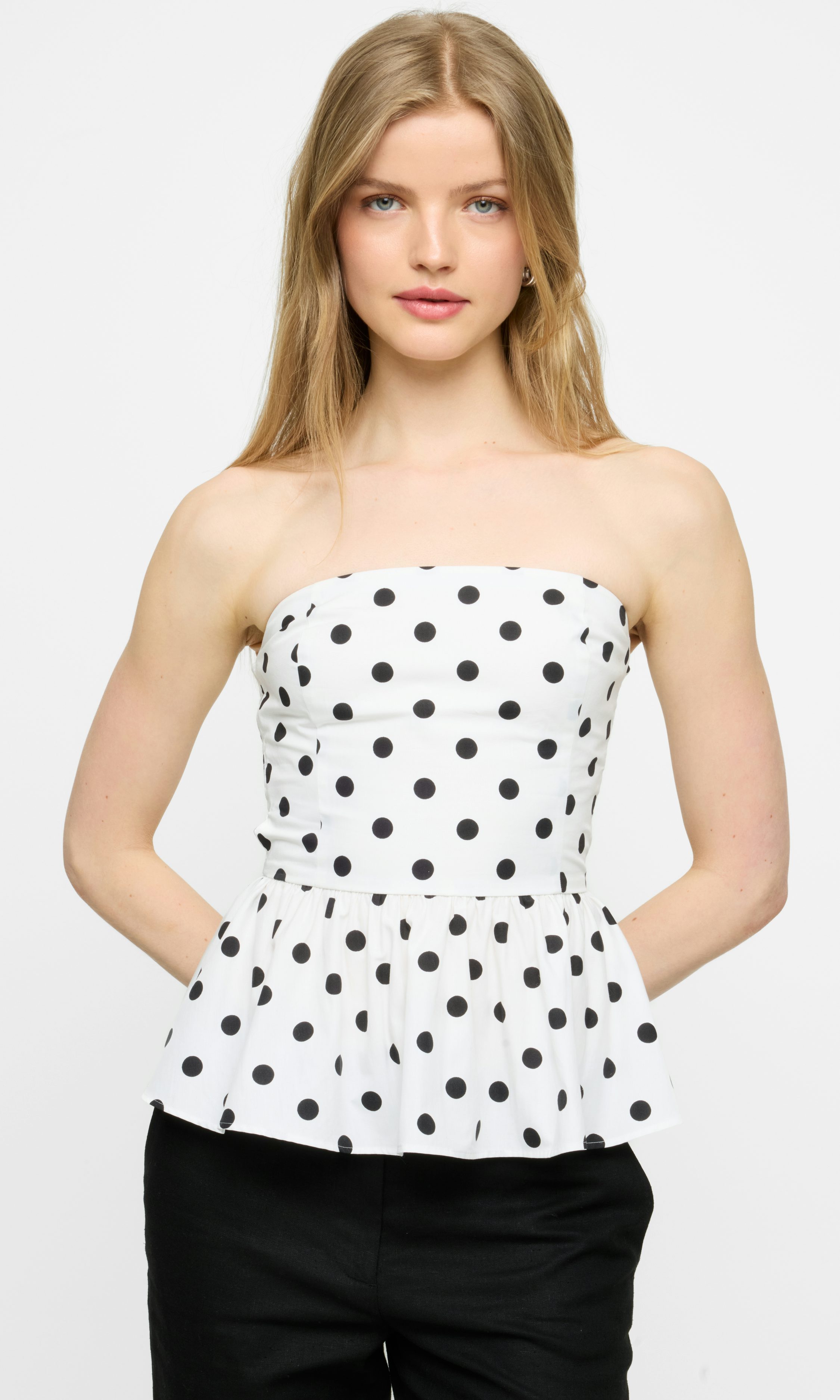 BIBIY. MADE | BIANCA BLOSSOM TOP WHITE｜Bibiy.